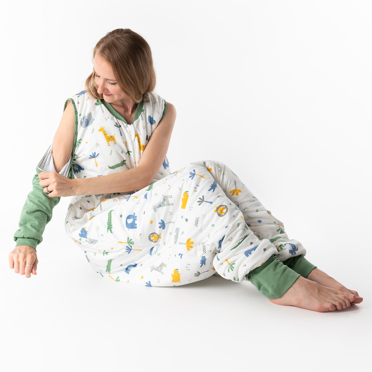 Adult Sleeping Bag with Feet & Detachable Sleeves - 2.5 TOG_Jungle_sleeve area_1188