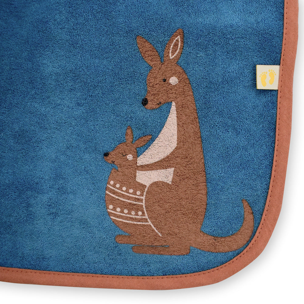 Waterproof Baby Bib with Sleeves_Kangaroo_5_411