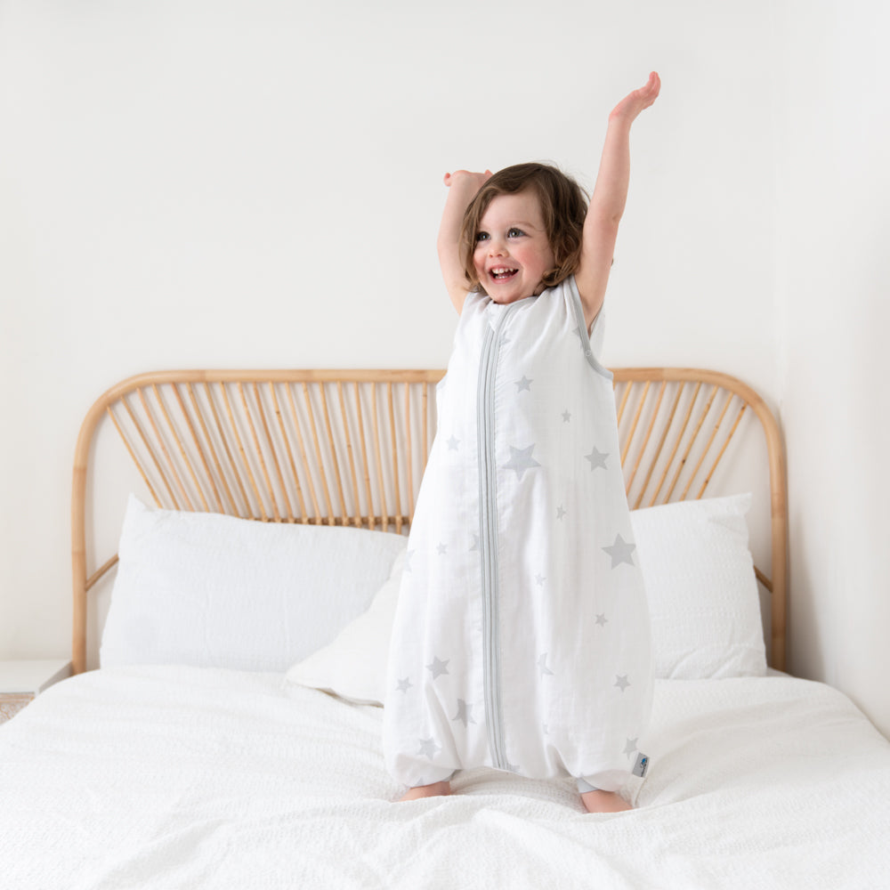 Muslin Sleeping Bag with Feet - 0.5 TOG_Grey Stars_sleeve area_412