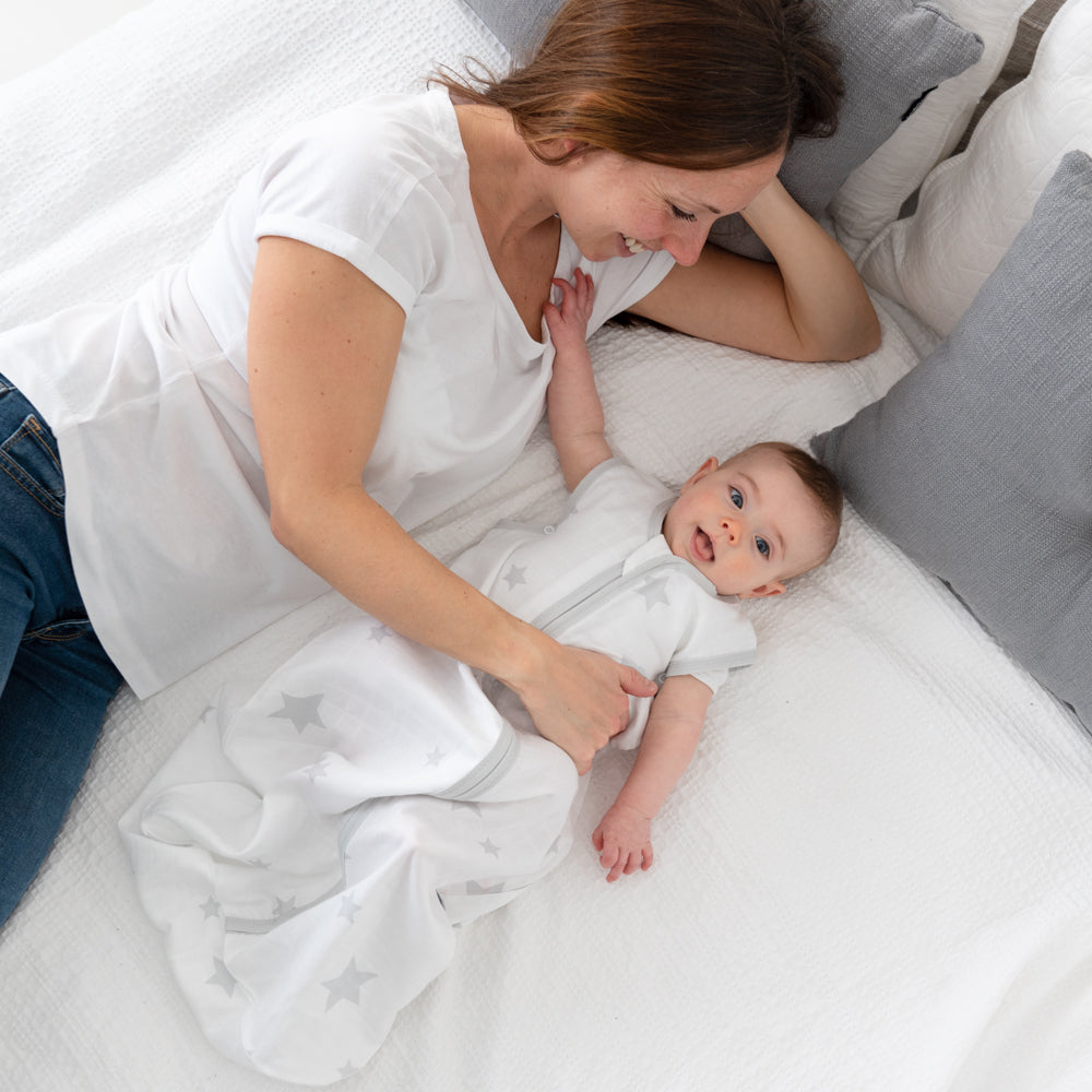 Muslin Baby Sleeping Bag - 0.5 TOG_Grey Stars_back_415